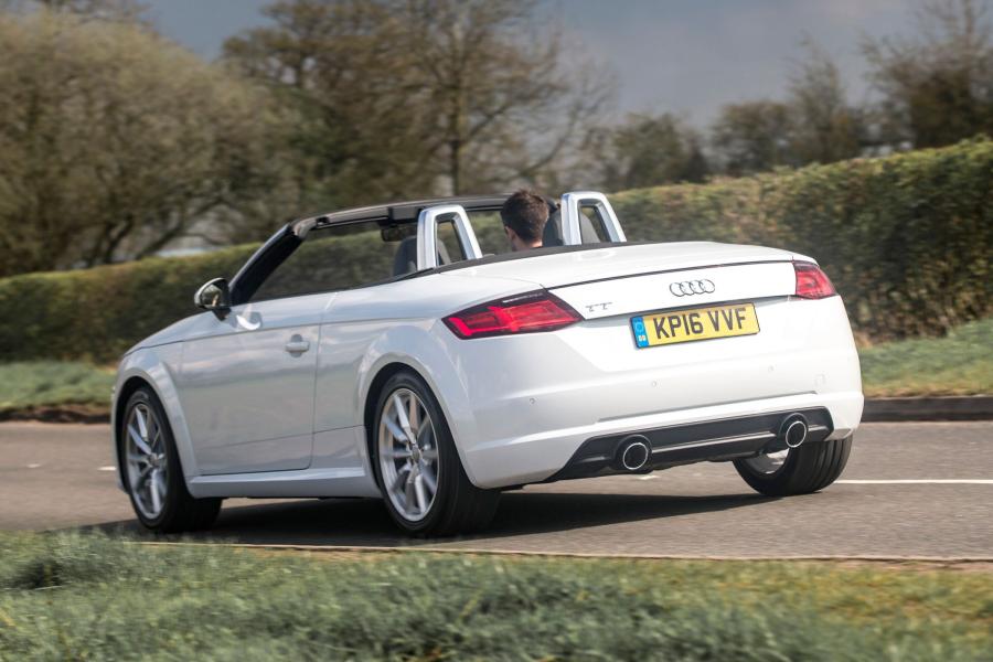  Audi TT Roadster 1.8 TFSI (8S) 2016 года  (UK) (фото 5 из 10)